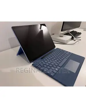 Laptop Microsoft Surface Pro 9 8GB Intel Core i5 SSD 256GB