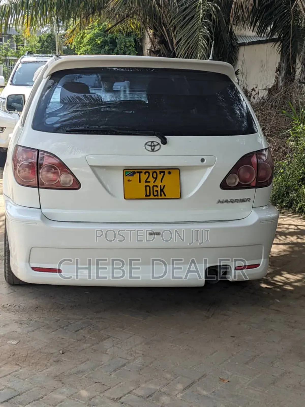 Toyota Harrier 2.2 16V 2001 White