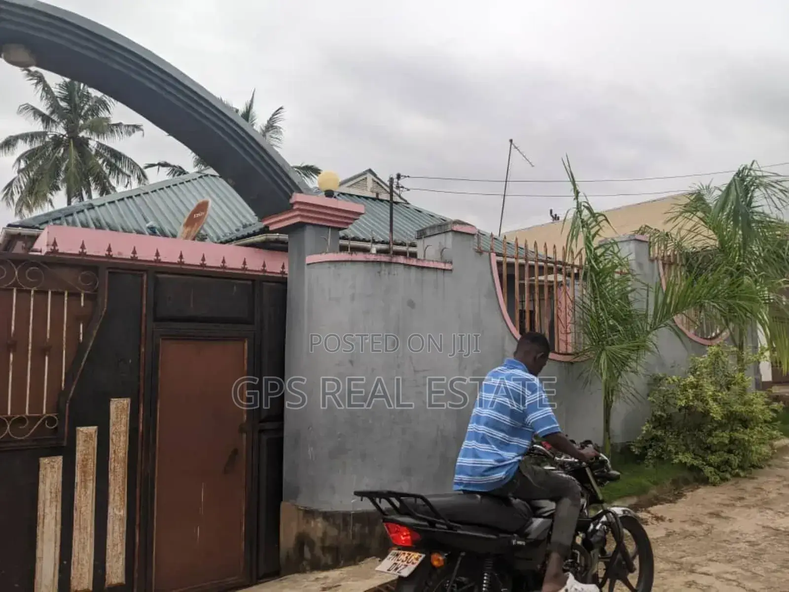 3bdrm House in Makongo Juu, Kinondoni for sale