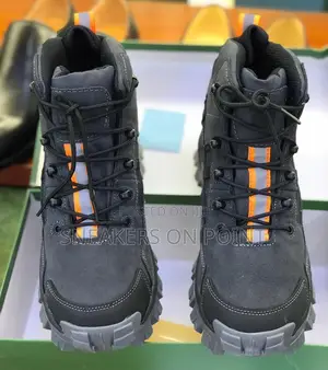 New Caterpillar Safety Boots