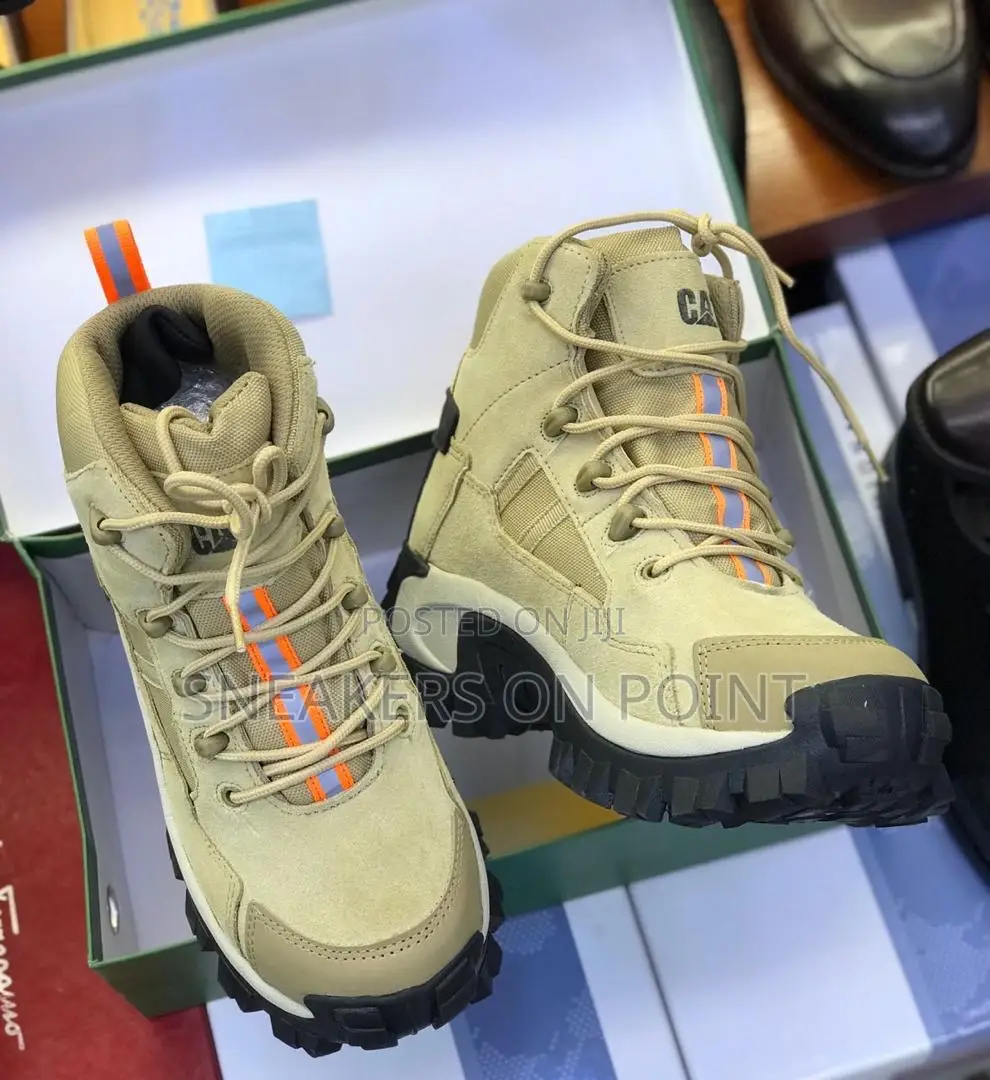 New Caterpillar Safety Boots
