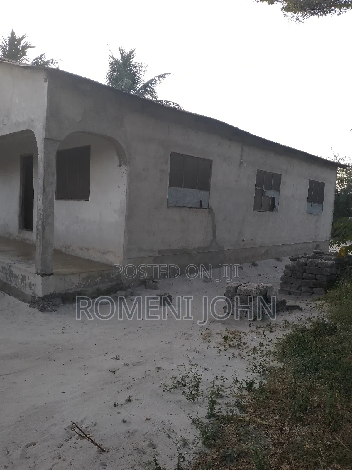 5bdrm House in Tanzania Daresalaam, Ilala for sale