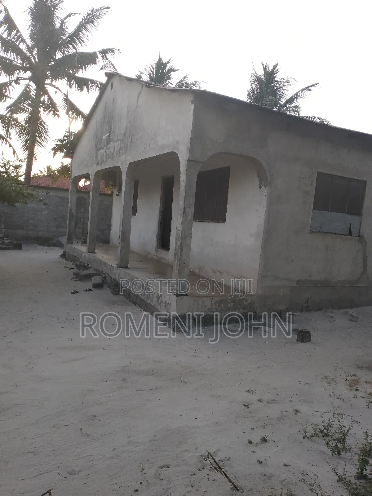 5bdrm House in Tanzania Daresalaam, Ilala for sale