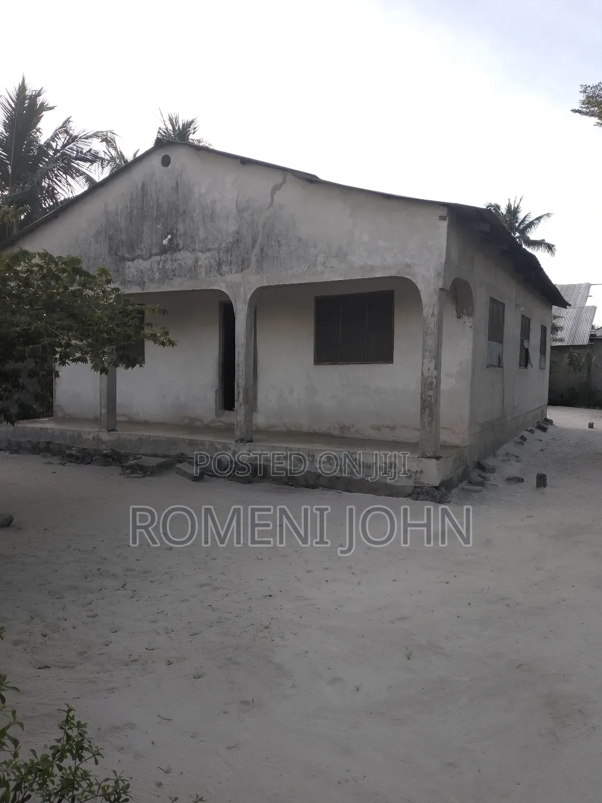 5bdrm House in Tanzania Daresalaam, Ilala for sale