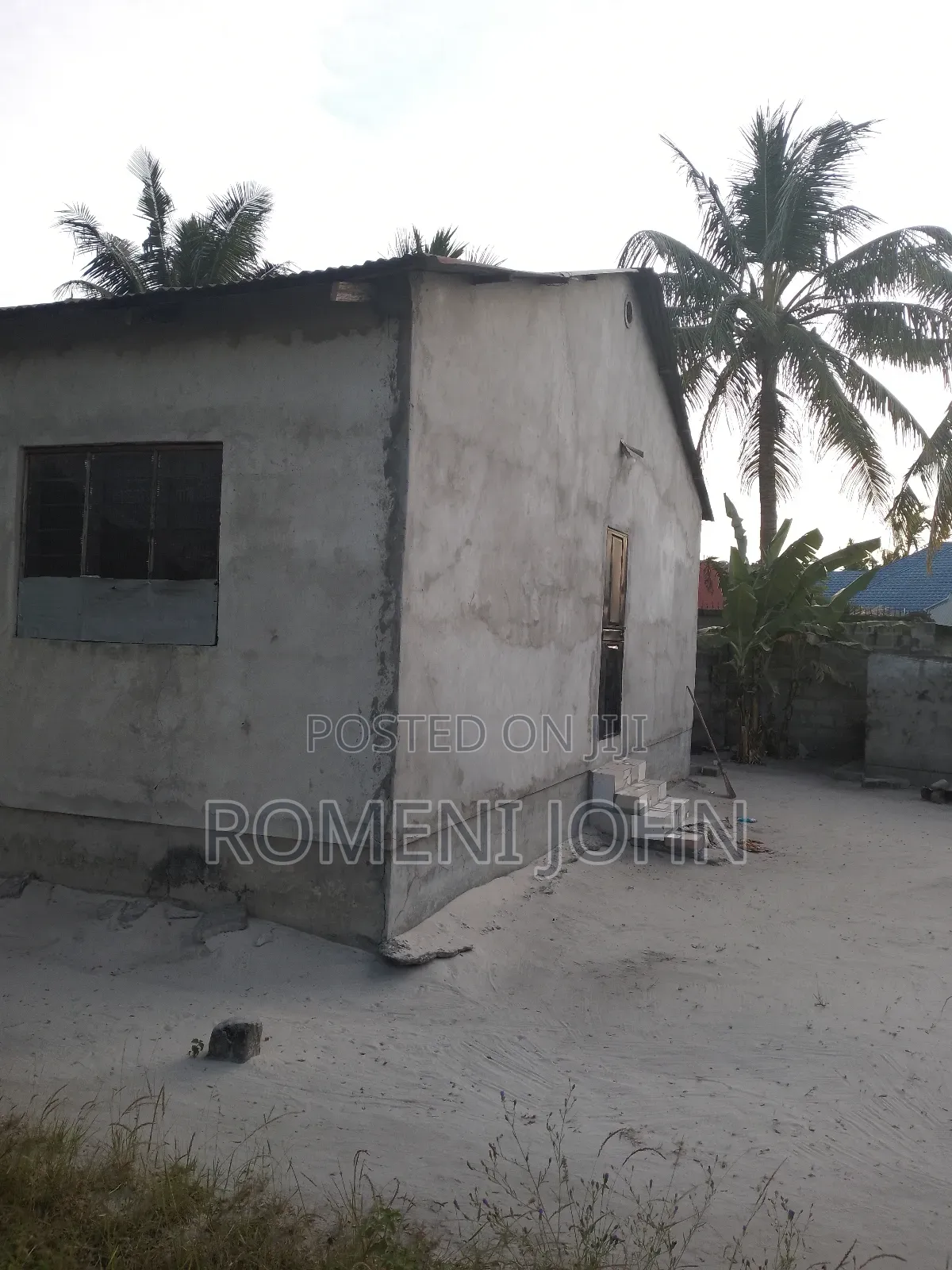 5bdrm House in Tanzania Daresalaam, Ilala for sale