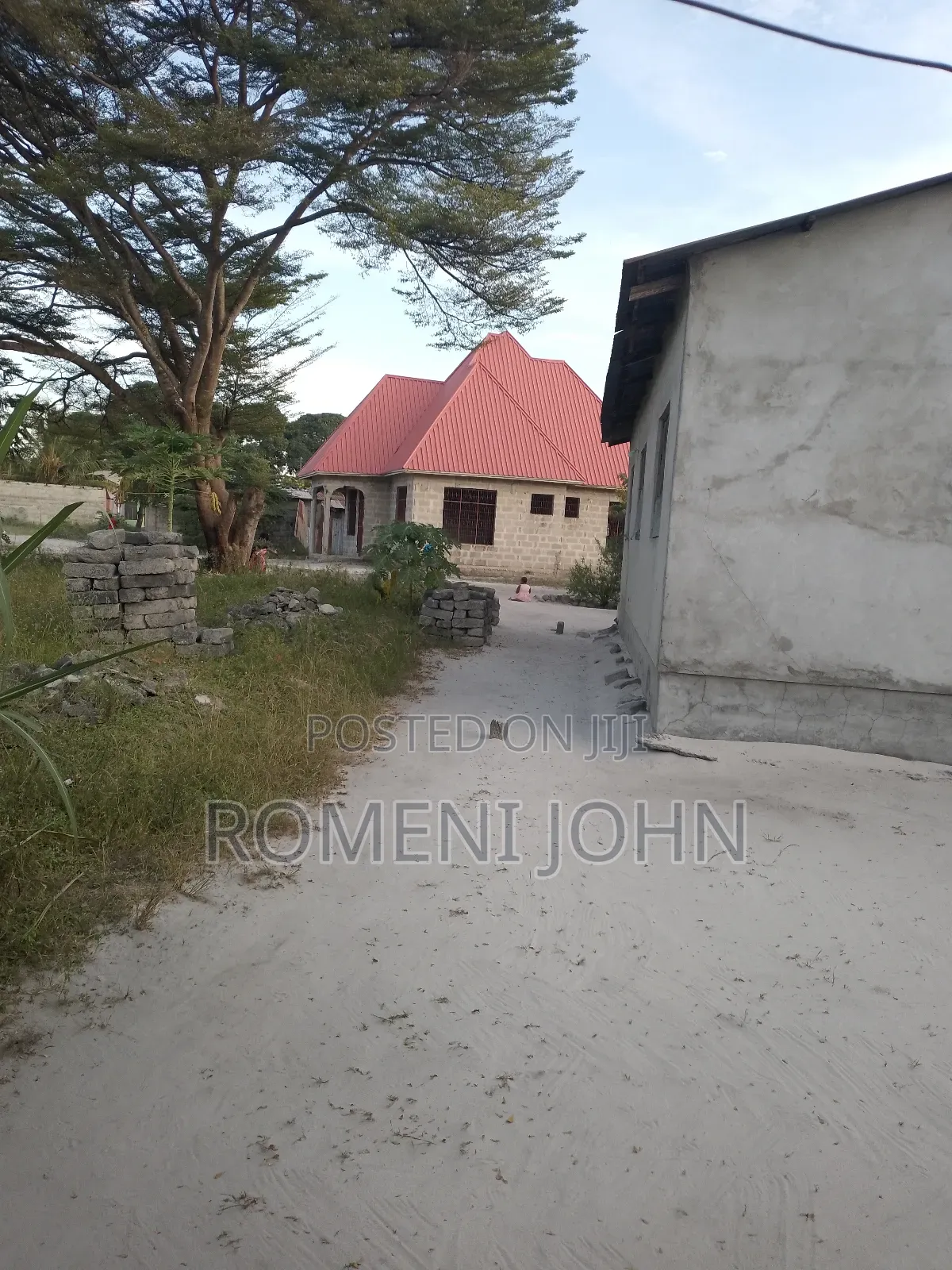 5bdrm House in Tanzania Daresalaam, Ilala for sale