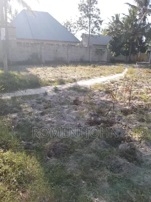Kiwanja Sqmita 400 Kinauzwa Milioni 14 Ukonga Majohe Bwela.