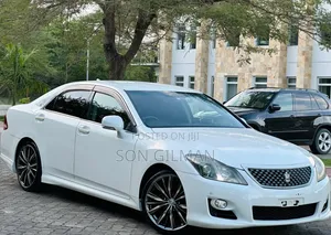 Toyota Crown 2009 Pearl