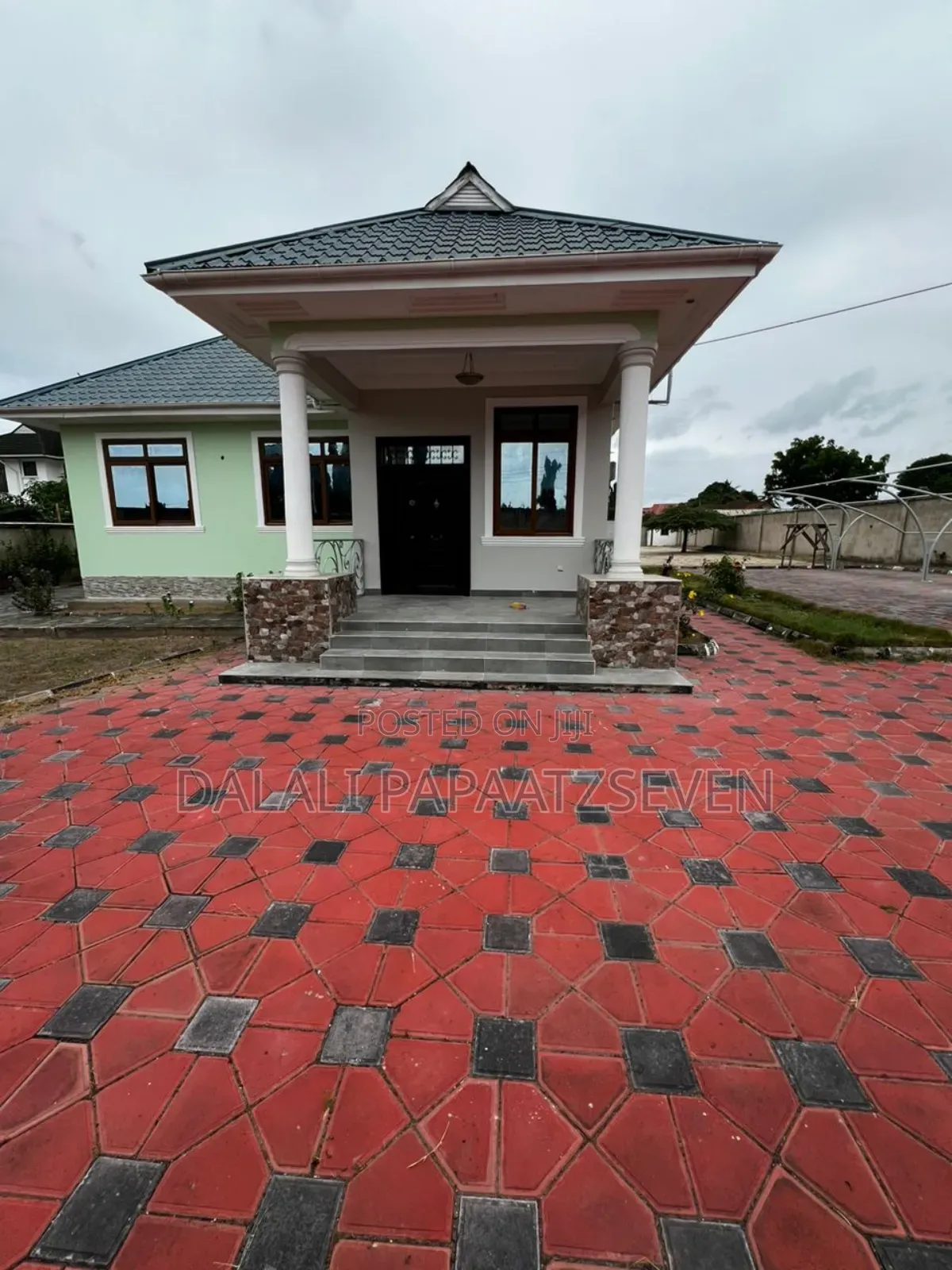 3bdrm House in Dalalipapaatzseven, Bunju for rent