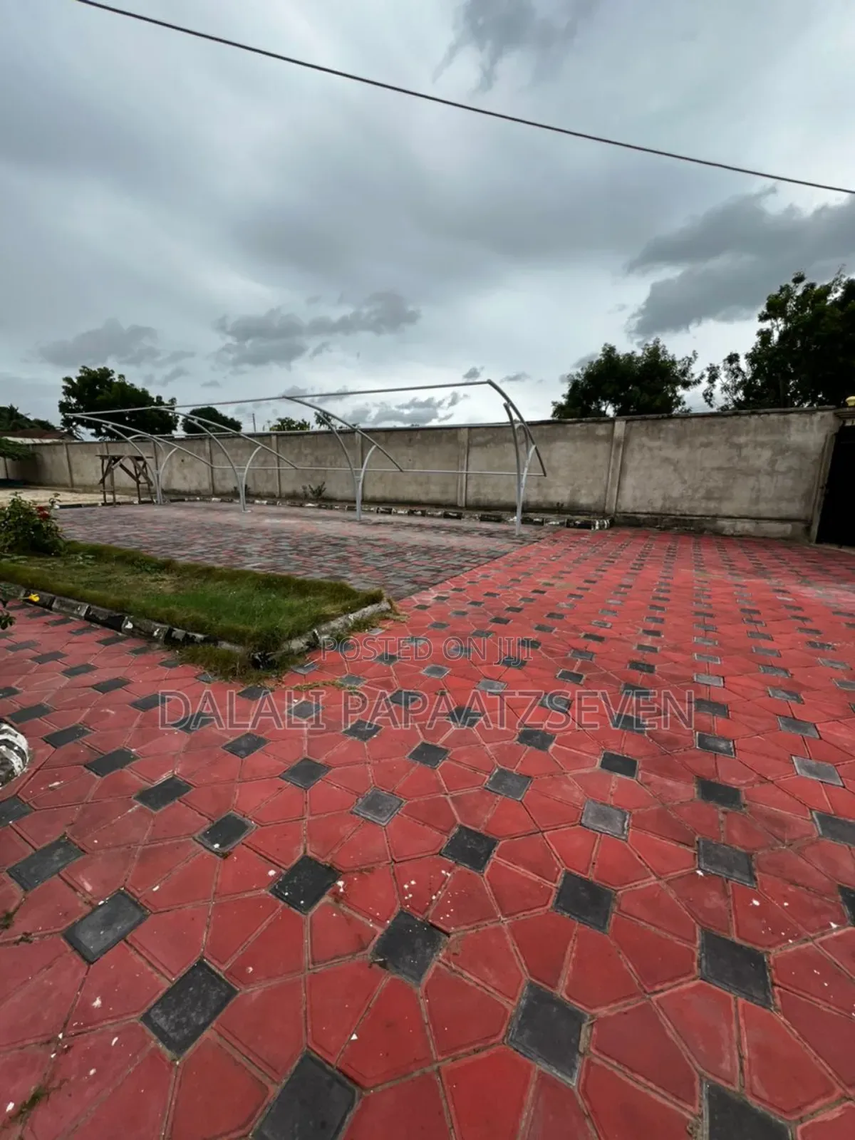 3bdrm House in Dalalipapaatzseven, Bunju for rent