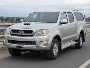 Toyota Hilux 2008 Silver