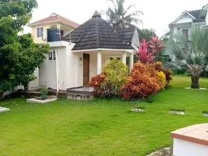 5bdrm House in Kinondoni for Rent