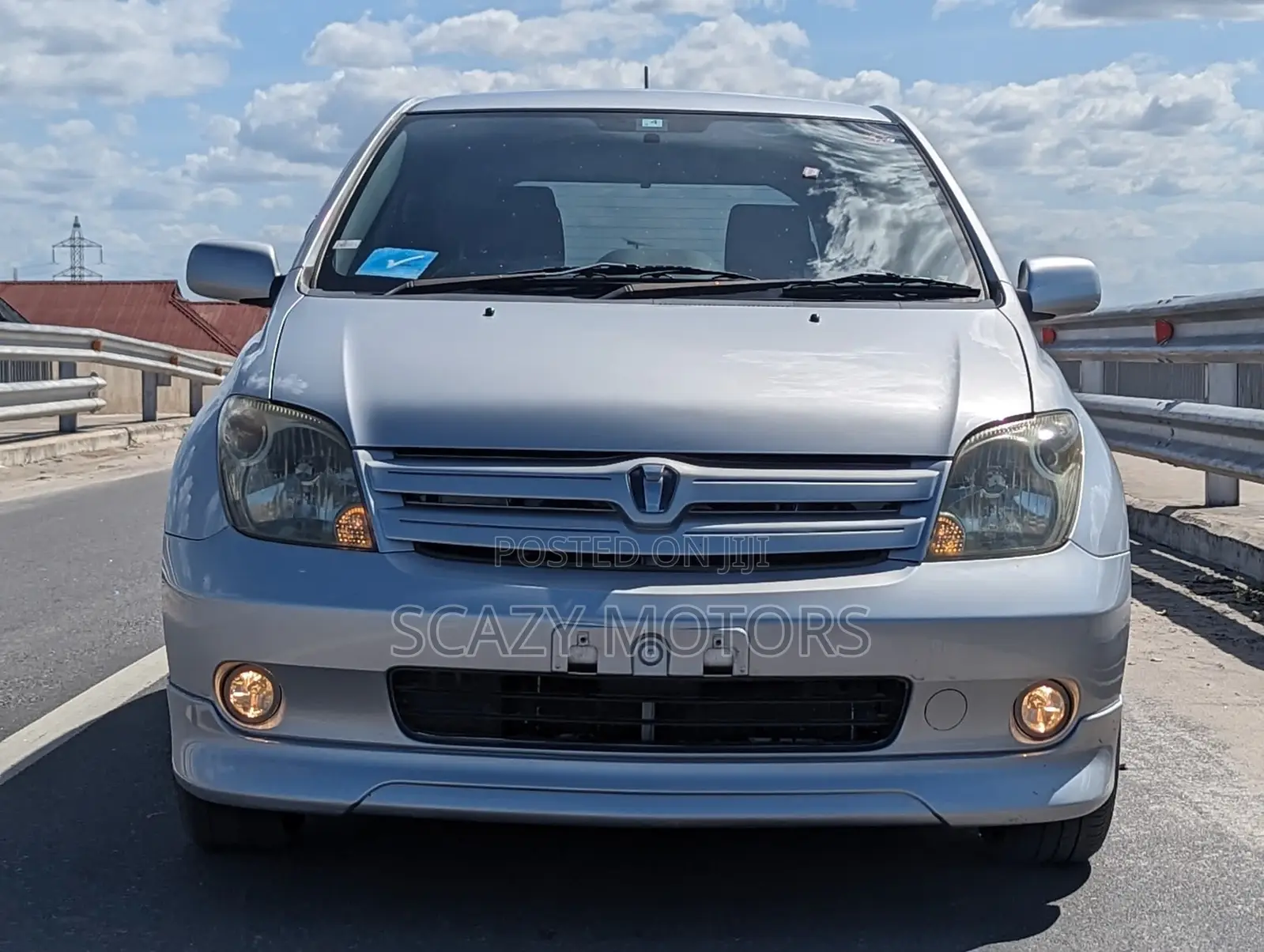 Toyota IST 2003 Silver