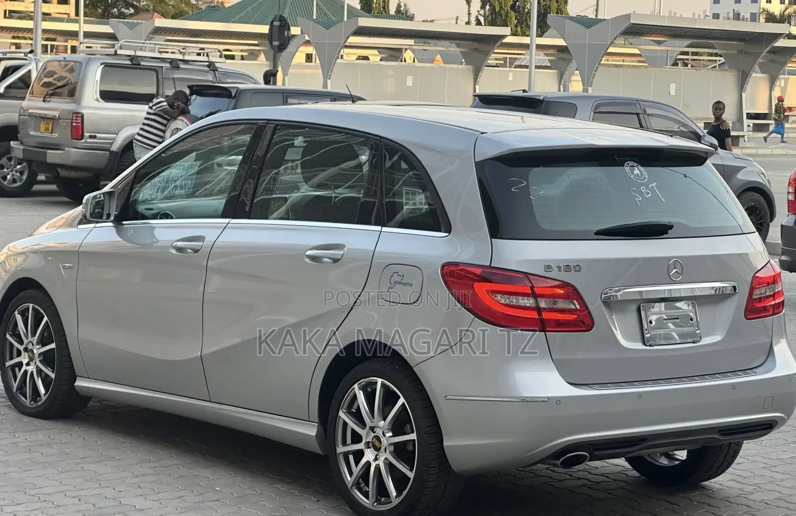 Mercedes-Benz B-Class 2012 Silver