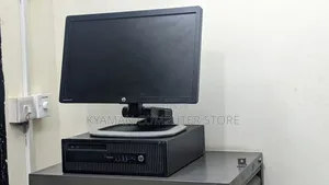 Desktop Computer HP ProDesk 400 G4 4GB Intel Pentium HDD 500GB