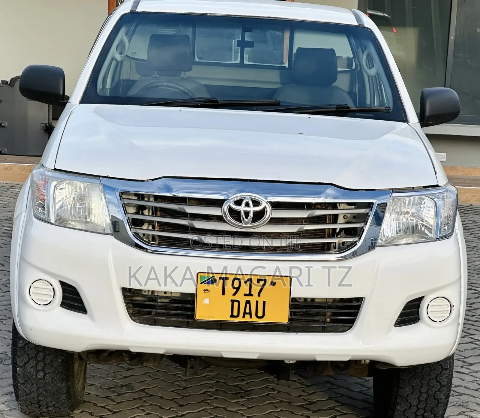 Toyota Hilux 2015 White