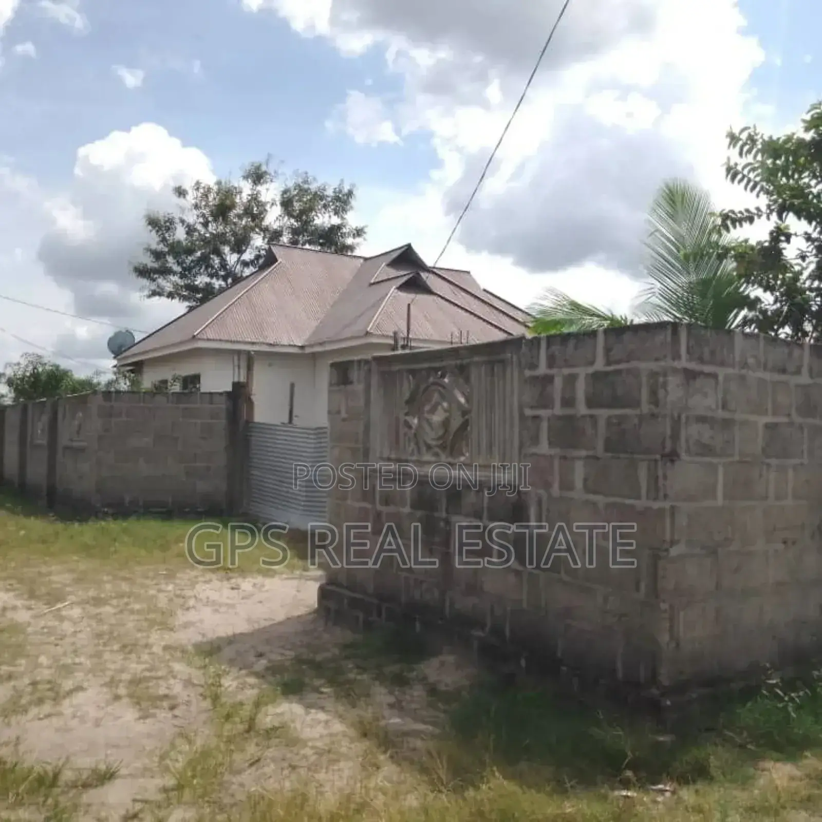 3bdrm House in Chanika Zingiziwa, Ilala for sale