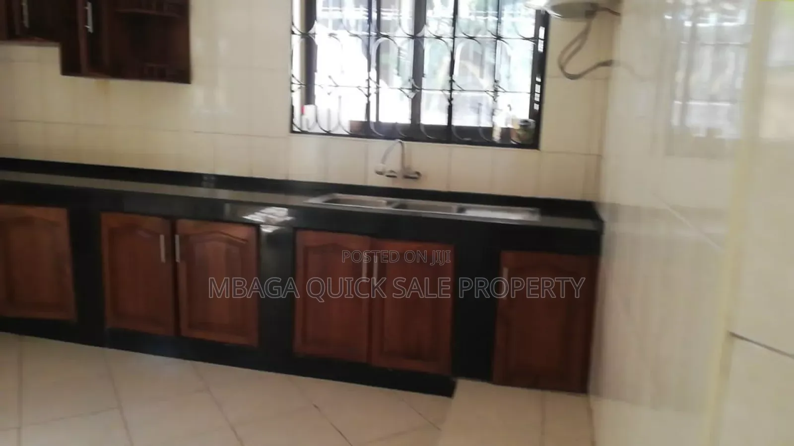 3bdrm House in Ununio, Bunju for sale