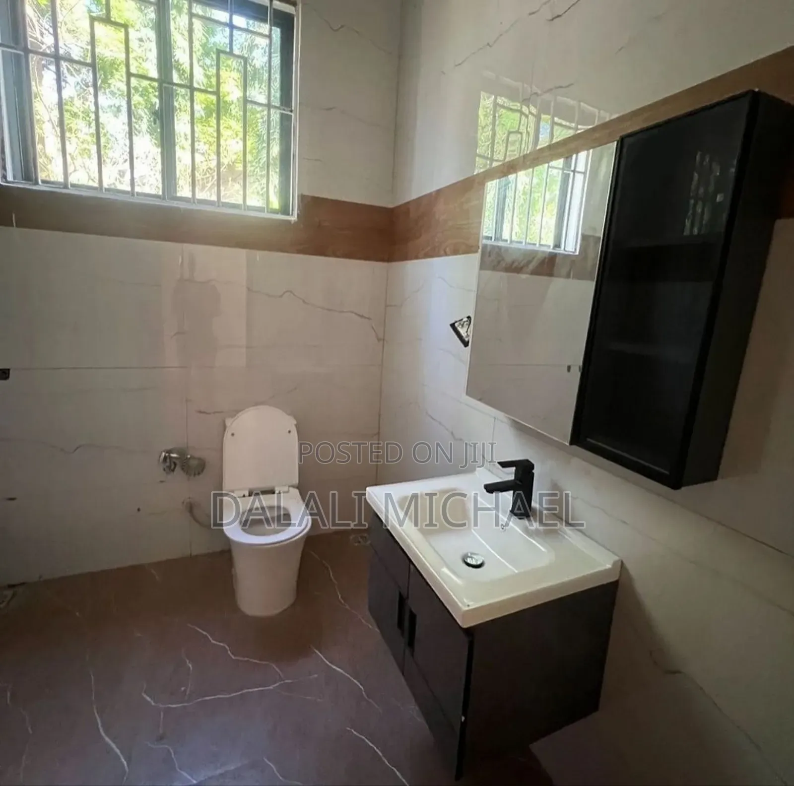 3bdrm House in Ununio, Kunduchi for sale