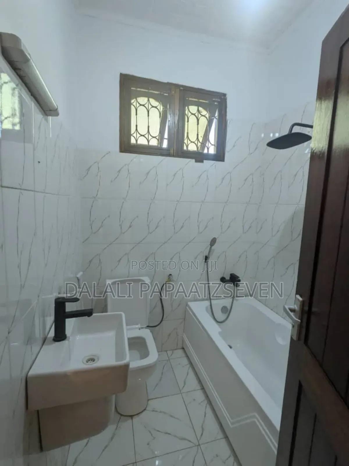 6bdrm House in Dalalipapaatzseven, Mbezi Beach for rent