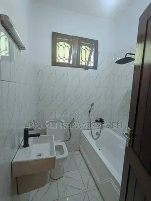 6bdrm House in Dalalipapaatzseven, Mbezi Beach for rent