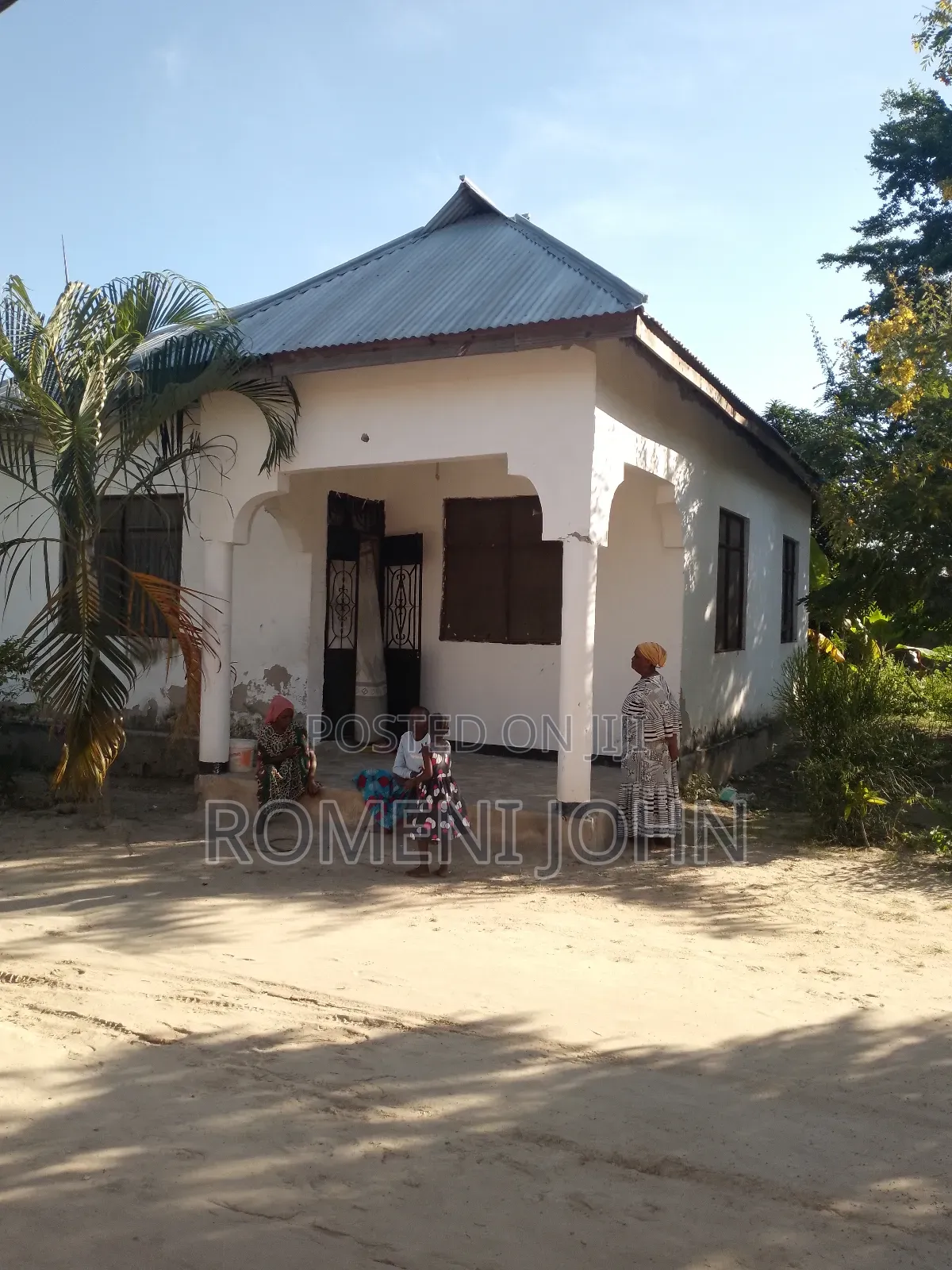 4bdrm House in Tanzania Daresalaam, Ilala for sale