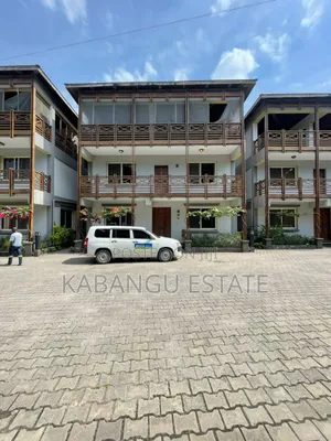 4bdrm Villa in Mikocheni for rent