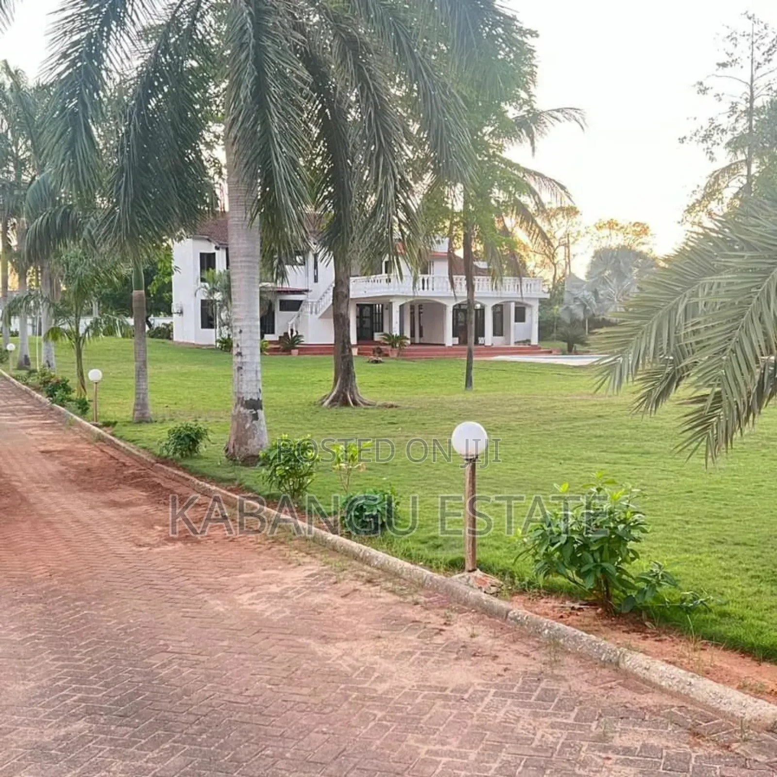 4bdrm House in Mbezibeach for rent