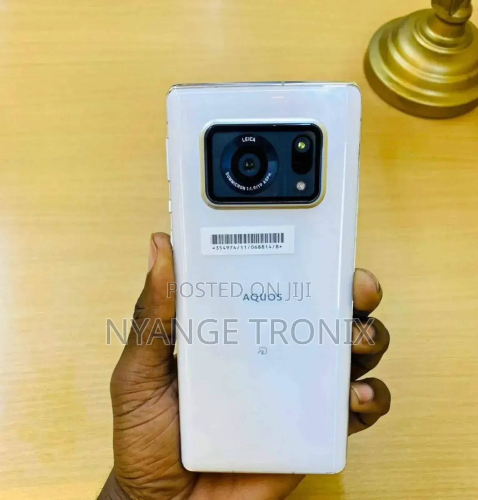 Sharp Aquos R6 128 GB White