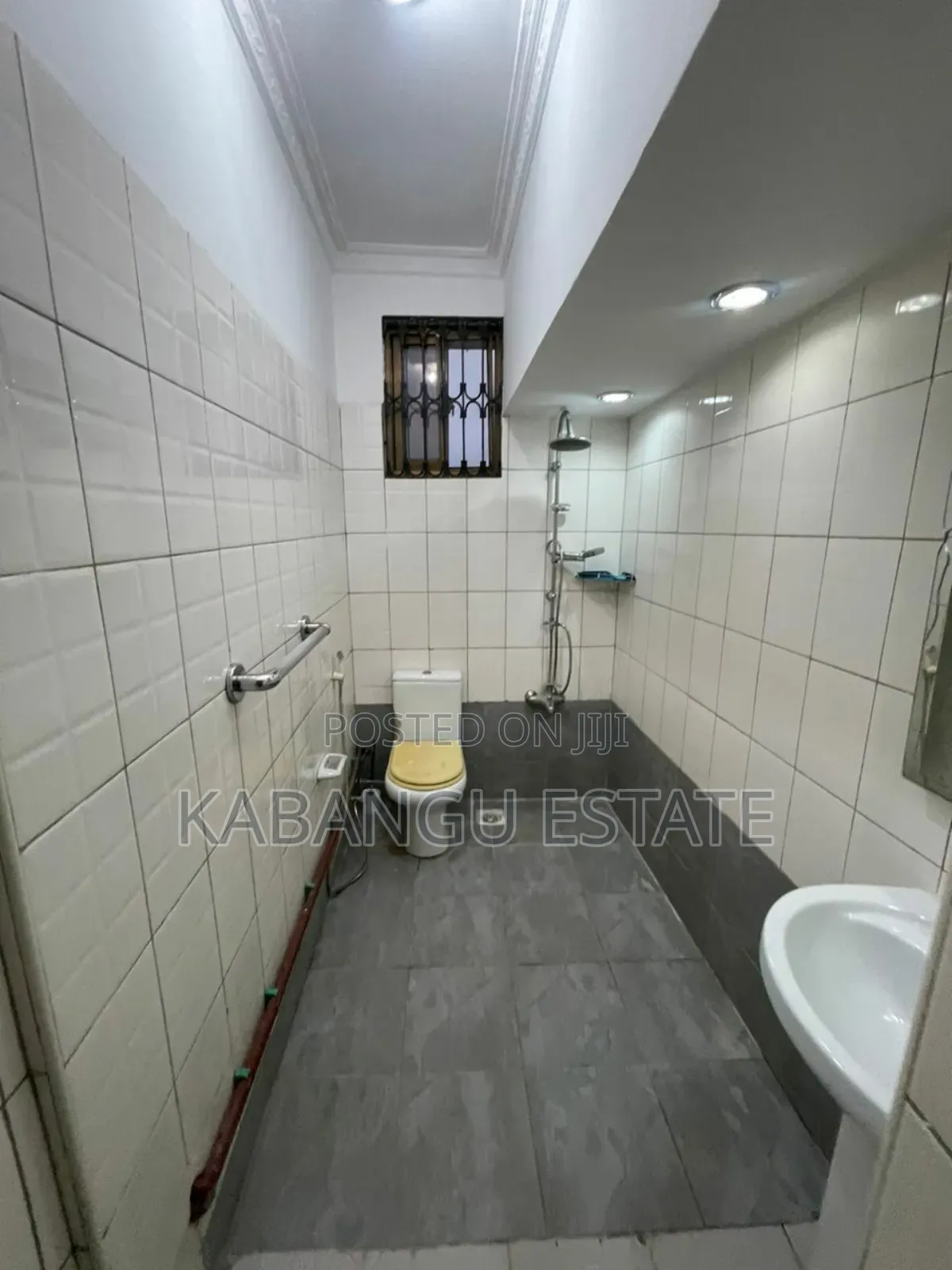Furnished 3bdrm Apartment in Ada Estates for rent