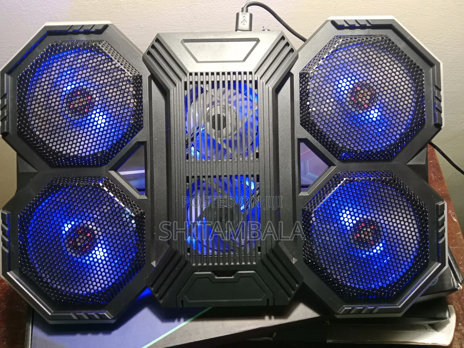 F12 Dazzle Mute Super Cyclone Cooling Pad