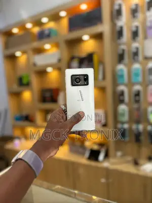 Sharp Aquos R6 128 GB White