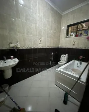 3bdrm House in Dalalipapaatzseven, Kinondoni for rent