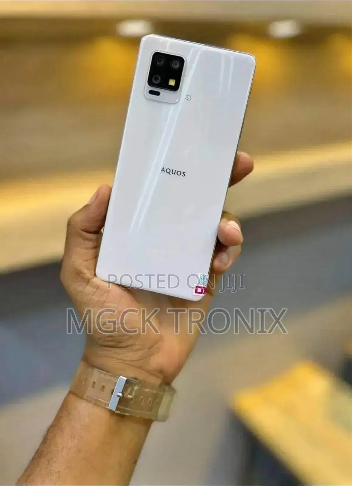 Sharp Aquos zero6 128 GB White