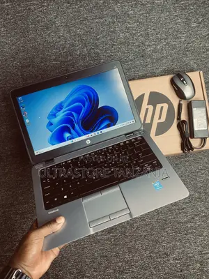 New Laptop HP EliteBook 820 G2 4GB Intel Core I5 HDD 500GB
