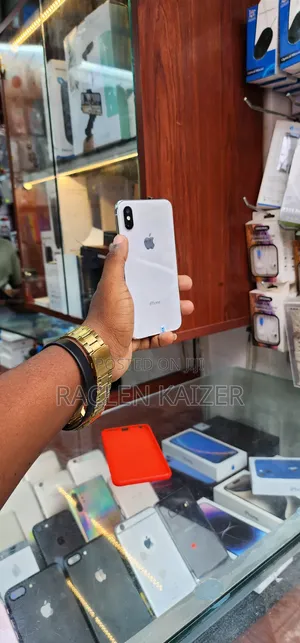 Apple iPhone X 64 GB