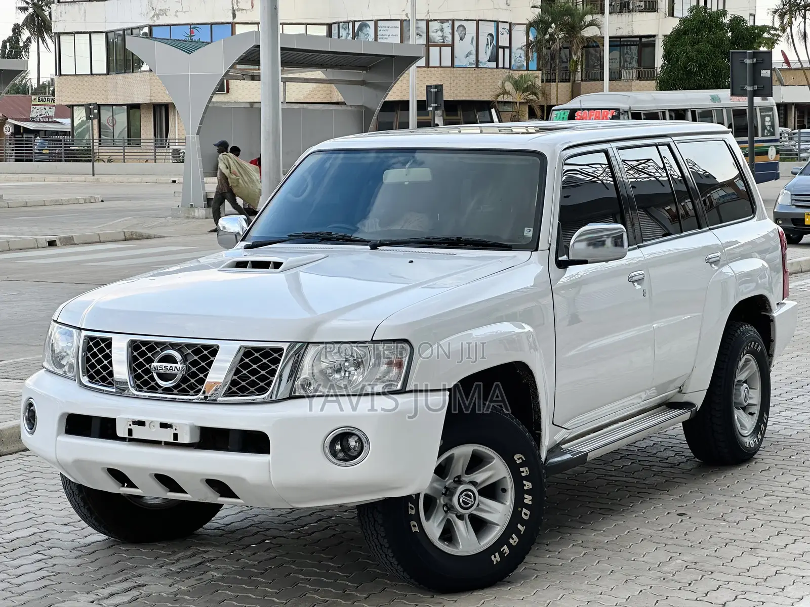 Nissan Patrol 2015 White