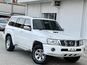 Nissan Patrol 2015 White
