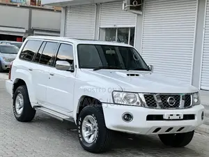 Nissan Patrol 2015 White