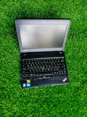 Laptop Lenovo ThinkPad X131e 4GB Intel Celeron HDD 500GB