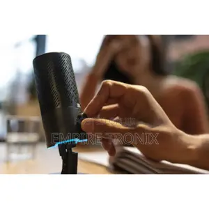 JBL Quantum Stream Dual-Pattern USB Microphone