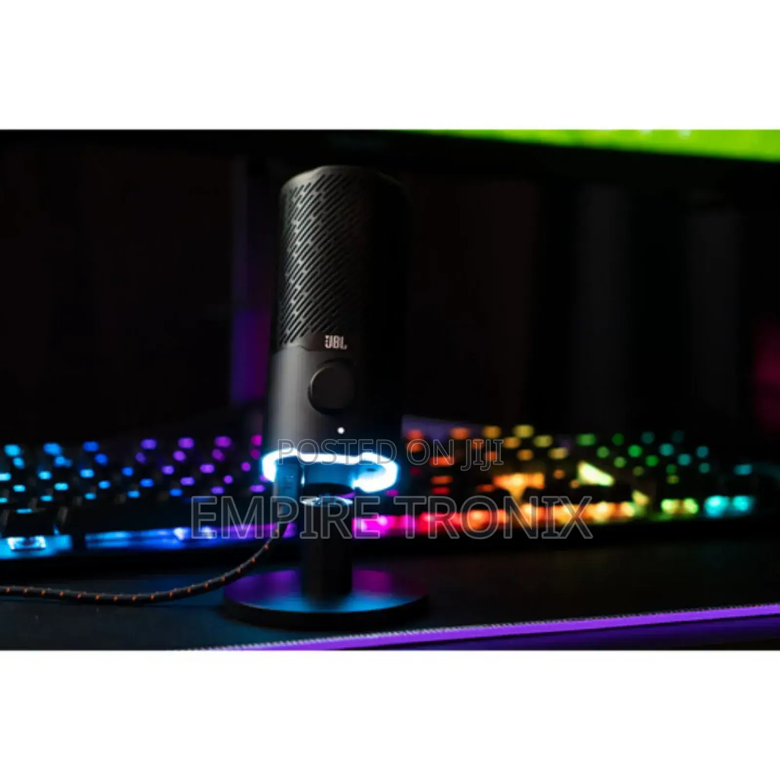 JBL Quantum Stream Dual-Pattern USB Microphone