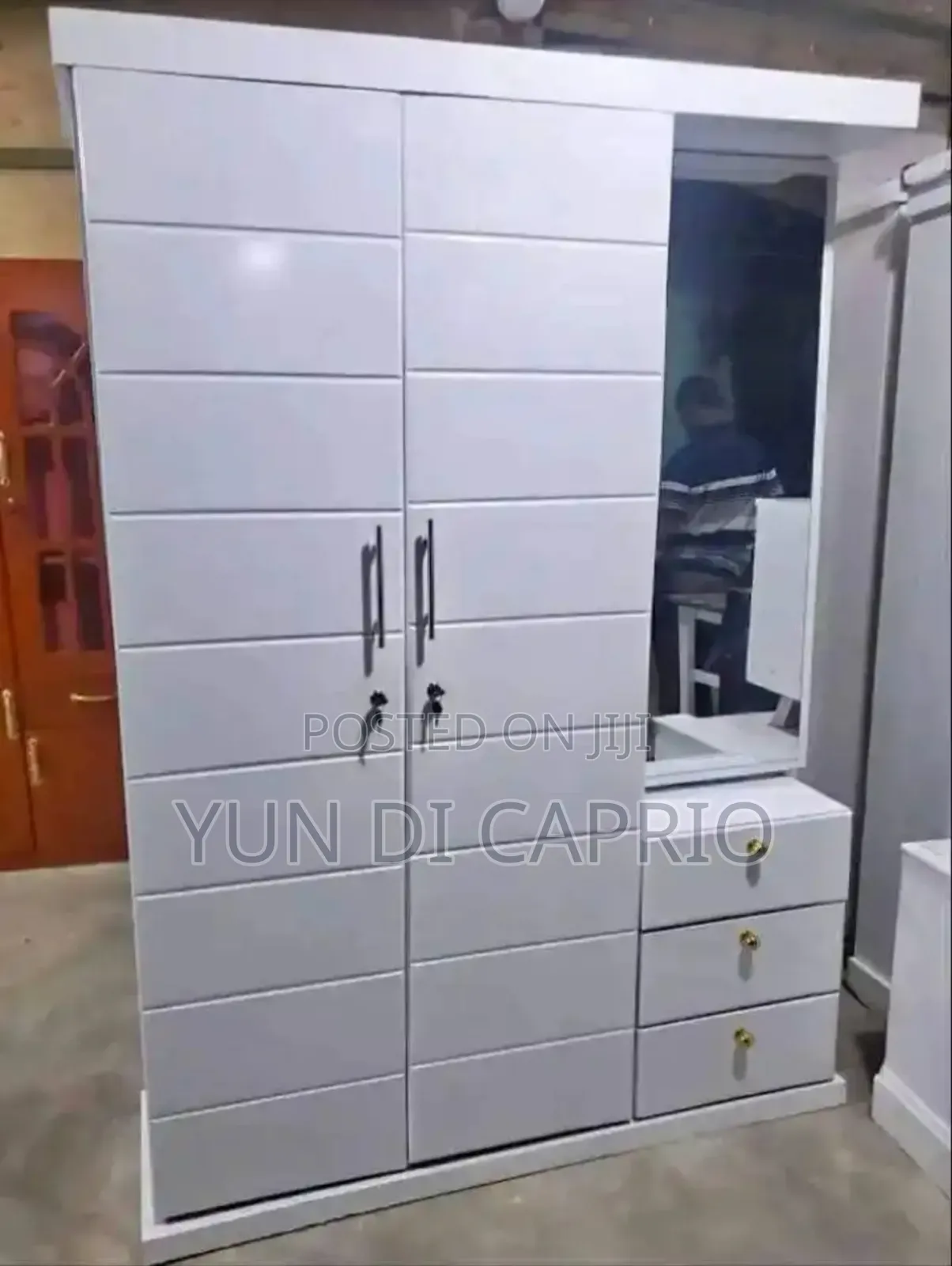 Kabati Classic Sana