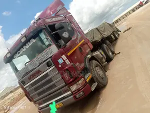 Scania 124 Semi