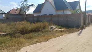 Kiwanja Kinauzwa Na Bank, Isakalilo Iringa Mjini