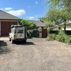 4bdrm House in Usa River Estate, Arusha for sale