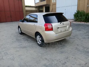Toyota Corolla RunX 1.5 X AWD 2004 Gold