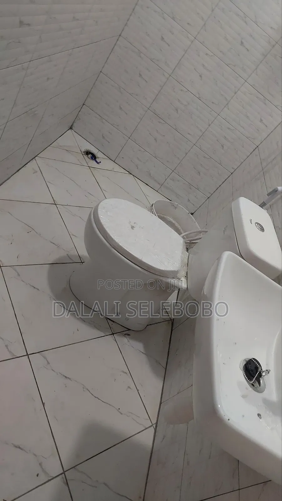 1bdrm Bedsitter in Makumbusho Stand, Kinondoni for rent
