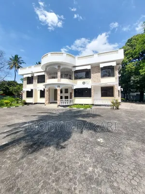 8bdrm House in Mikocheni for rent