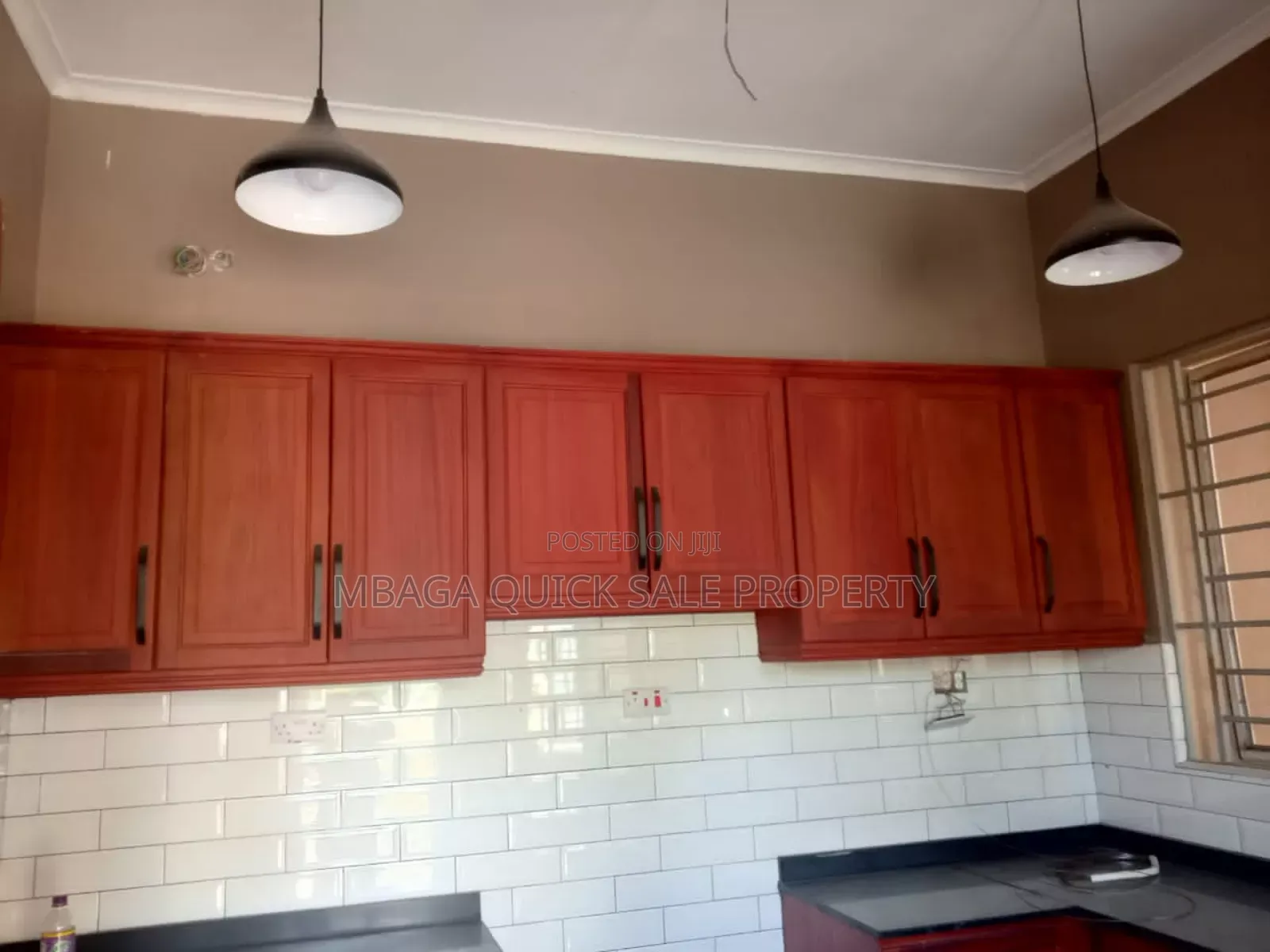3bdrm House in Mivumoni Madale, Goba for sale